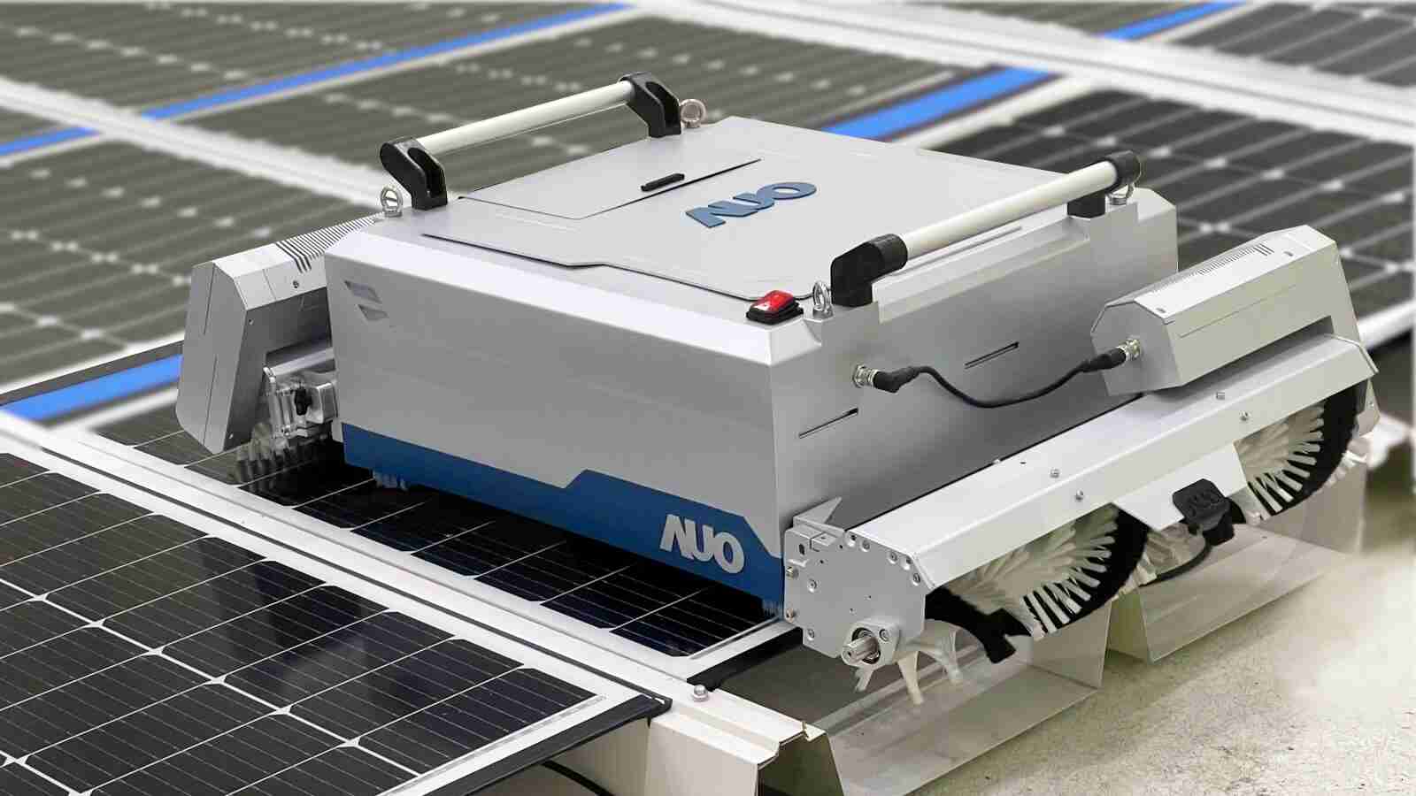 彩神vll致力EPC场域技术升级，，，导入清洁机器人搭配传感器与AI数据分析，，，大幅减少维运成本